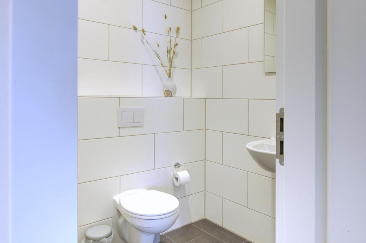 Vonbehling Boutique Apt. - Blick Ueber Die Daecher Wiesbaden Exterior foto