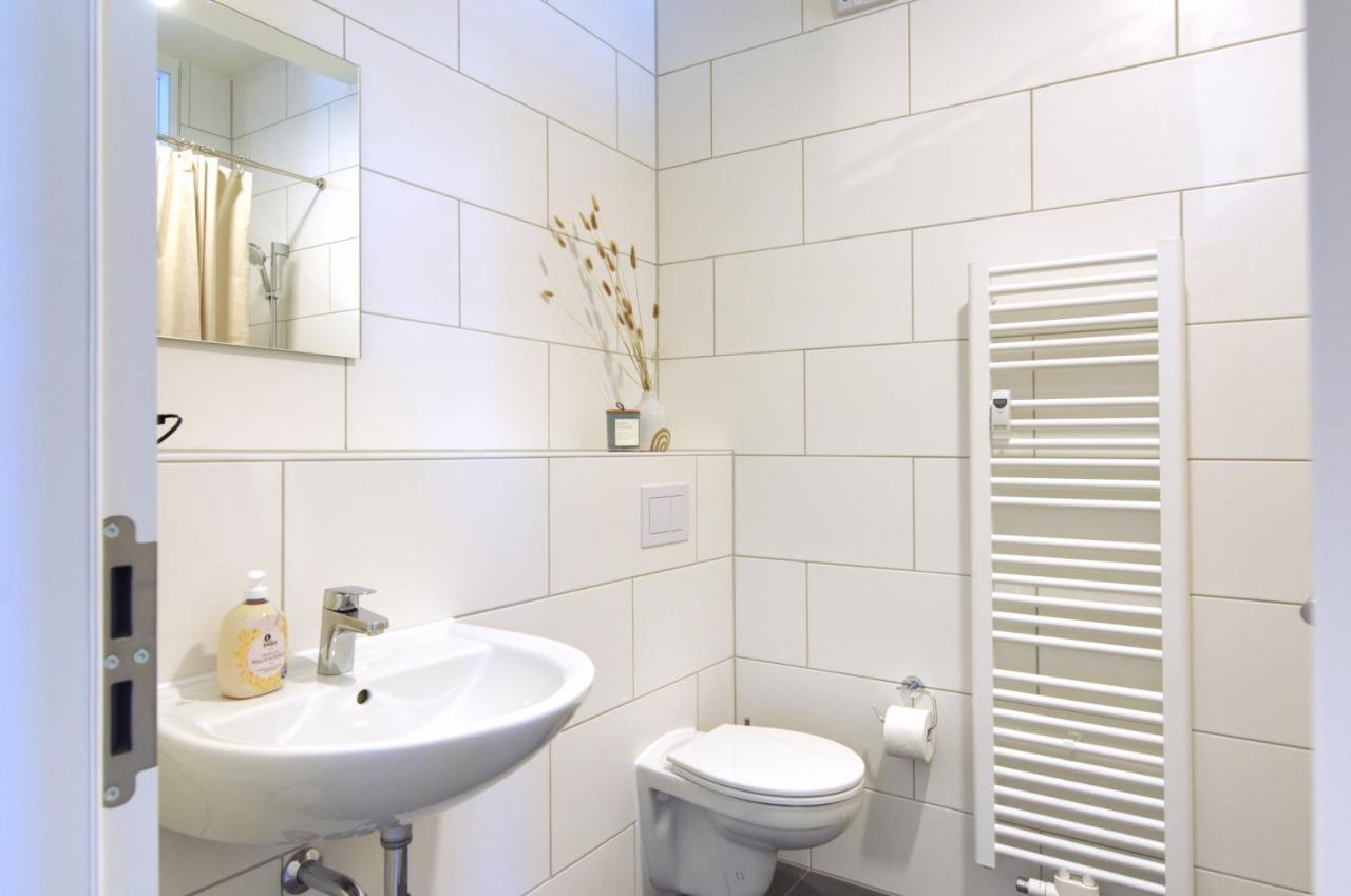 Vonbehling Boutique Apt. - Blick Ueber Die Daecher Wiesbaden Exterior foto